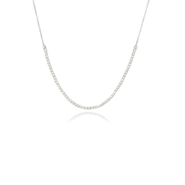 Collier rivière sertie de diamants, monté sur une chaine forçat massive, en Or Blanc 18 Carats - 750/000.  Symbole d'amitié ou de séduction, chaînes et colliers n'ont qu'un but : sublimer votre cou.   CARACTERISTIQUES :   Longueur collier (cm) : 45.00 Longueur motif (cm) : 12.00 Carats des diamants (ct) : 0.55      Matière : Or 18 Carats - 750/000 14417 