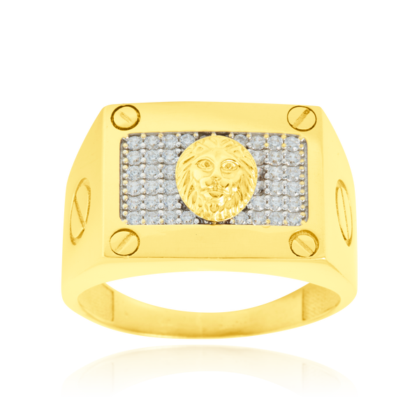 Chevalière rectangulaire, montée d'un tête de Lion et pavée de zirconiums, agrémentée de motifs en forme de vis, en Or Jaune 18 Carats - 750/000  La chevalière est le bijou indémodable qui a su traverser les époques pouvant se transmettre de père en fils.   CARACTERISITIQUES:   Largeur (mm) : 14.6 Poids (gr) : 9.86        Matière : Or 18 Carats - 750/000 17310 