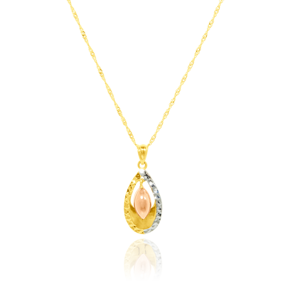 Collier orné d’un pendentif en forme de Goutte en Or Jaune, Or Blanc et Or Rose, monté sur une chaine maille Singapour massive en Or 18 Carats - 750/000.  Symbole d'amitié ou de séduction, chaînes et colliers n'ont qu'un but : sublimer votre cou.    CARACTERISTIQUES :  Longueur (cm) : 40.00 Hauteur motif (mm) : 10.90 Poids (gr) : 2.84 Matière : Or 18 Carats - 750/000 18870-19948