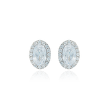 Boucles d'oreilles clous de forme ovale, serties d’un zirconium ovale en son centre et pavées de zirconium tout autour, en Or Blanc 18 Carats - 750/000   Offrir une boucle d'oreille c'est être sûr que le cadeau plaira.   CARACTERISTIQUES :  Dimensions H x l (mm): 8.40 Largeur (mm): 6.20 Poids (gr) : 1.97     Matière : Or 18 Carats - 750/000 19572