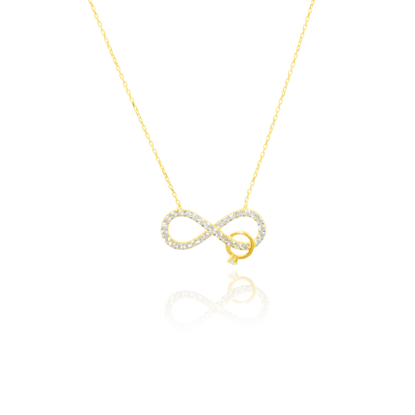 Collier Infini et son motif solitaire serti de zirconiums monté sur une chaine forçat massive, en Or Jaune 18 Carats - 750/000.  Symbole d'amitié ou de séduction, chaînes et colliers n'ont qu'un but : sublimer votre cou.    CARACTERISTIQUES :  Longueur (cm) : 45.00 Largeur du motif (cm): 2.07 Poids (gr) : 2.68 Matière : Or 18 Carats - 750/000 19664 