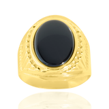 Chevalière ovale, sertie d'un onyx en cabochon, en Or Jaune 18 Carats - 750/000  La chevalière est le bijou indémodable qui a su traverser les époques pouvant se transmettre de père en fils.   CARACTERISITIQUES:   Largeur (mm) : 22.2 Poids (gr) : 6.6         Matière : Or 18 Carats - 750/000 19791 