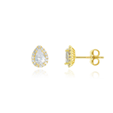 Boucles d'oreilles clous, en forme de poires serties d'un zirconium au centre et pavées de zirconiums tout autour, en Or Jaune 18 Carats - 750/000.  Offrir une boucle d'oreille c'est être sûr que le cadeau plaira.   CARACTERISTIQUES :  Diamètre (mm): 8.50 Poids (gr) : 1.54    Matière : Or 18 Carats - 750/000 20218