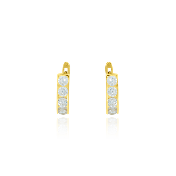 Boucles d'oreilles dormeuses serties d'une rangée de zirconiums blancs en Or Jaune, 18 Carats - 750/000.   Simples à arborer, les dormeuses sauront vous sublimer de jour comme de nuit.  CARACTERISTIQUES :  Hauteur (mm) : 10.9 Poids (gr) : 1.15    Matière : Or 18 Carats - 750/000 20227 