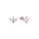 Boucles d'oreilles clous, en forme de pétale de fleurs serties de zirconium, en Argent - 925/000 rhodié, rosé ou doré.  Offrir une boucle d'oreille c'est être sûr que le cadeau plaira.   CARACTERISTIQUES :  Poids (gr) : 1.29 Matière : Argent - 925/000 19851