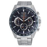 Réf : SSB345P1  Cette montre à quartz de la collection Seiko SPORT est pleine de fonctionnalités. En effet, son cadran bleu profond accueille les trois compteurs propres aux chronographes et est entouré d'une lunette tachymètre. Ce modèle entièrement en acier inoxydable est également très solide avec son verre Hardlex.  CARACTERISTIQUES : ﻿  Calibre8T63 Aiguilles/Boîtier : Matière Acier inoxydable Lunette Matière Acier inoxydable Étanchéité10 bar Garantie : 2 ans constructeur (internationale)