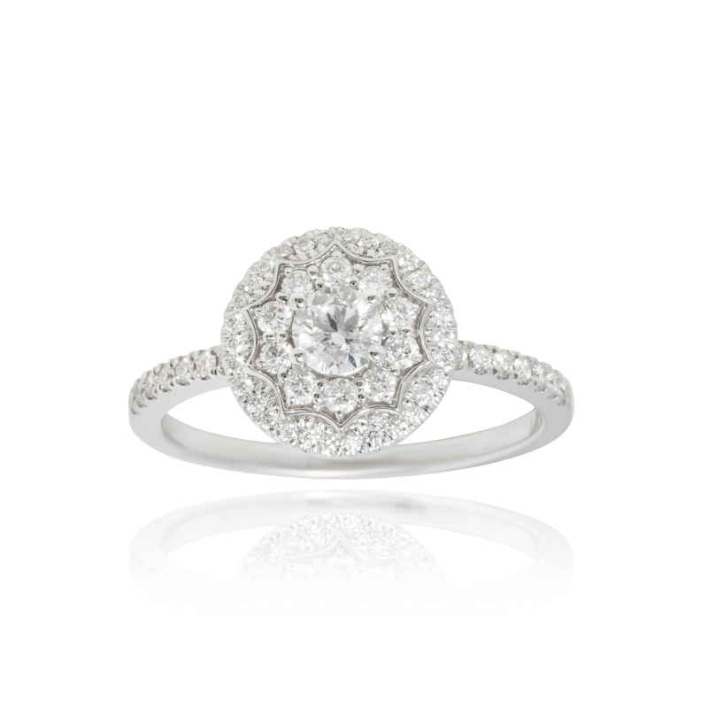 Solitaire serti de diamants, en Or Blanc 18 Carats- 750/000   CARACTERISTIQUES :   Largeur du motif (mm) : 1.70 Largeur motif (mm) : 11.2 Poids (gr) : 4.29 Nombre de diamants : 57     Carats : 0.71 Matière : Or 18 Carats - 750/000 18329 