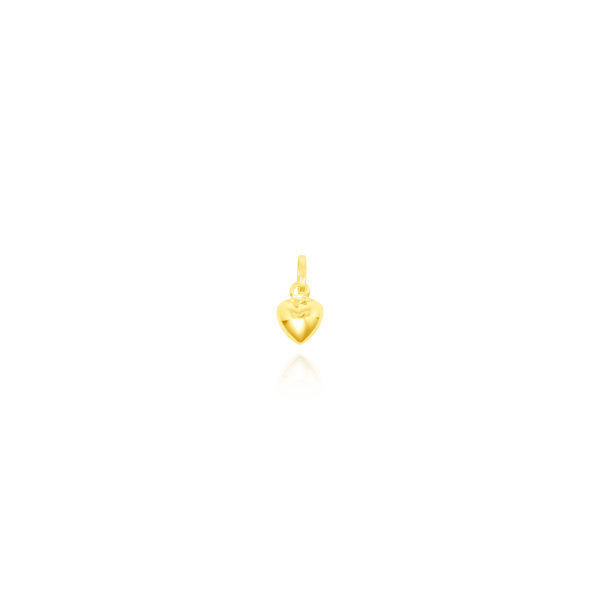 Pendentif en forme de cœur bombé en Or Jaune 18 Carats - 750/000.   CARACTERISTIQUES :  Dimensions H x l (mm) : 6.5 x 6.2 Poids (gr) : 0.31 Matière : Or 18 Carats - 750/000 18740 