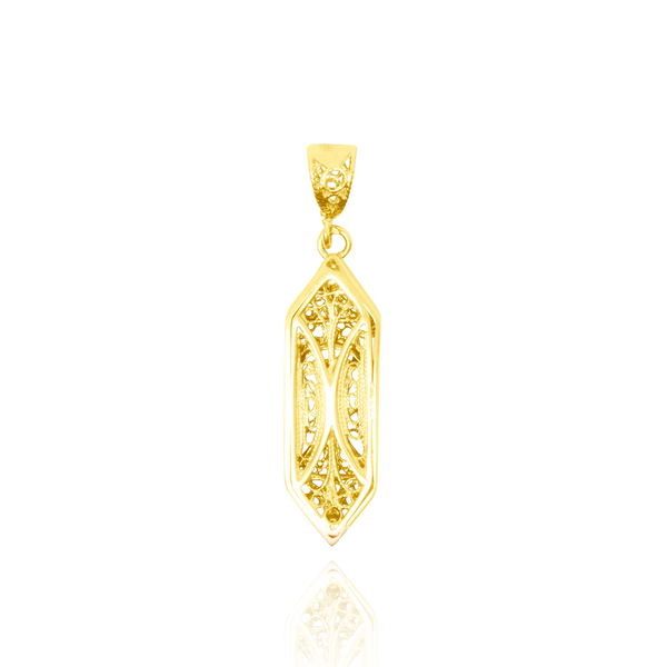 Pendentif en forme de Mezouza en Or Jaune 18 Carats - 750/000.    CARACTERISTIQUES :  Dimensions H x l (mm) : 26.25 x 8.7 Poids (gr) : 3.74 Matière : Or 18 Carats - 750/000 18801 