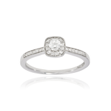 Solitaire, serti de diamants ronds, en Or Blanc 18 Carats - 750/000   CARACTERISTIQUES :   Largeur du corps (mm) : 1.60 Largeur motif (mm) : 6.51 Poids (gr) : 2.82 Nombre de diamants (au centre) : 1   -  Carats : 0.150  Nombre de diamants : 26   -  Carats : 0.118  Matière : Or 18 Carats - 750/000 19378 