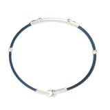 Jonc 3 câbles Acier PVD, serti de 2 motifs en Or Jaune massif 18 Carats - 750/000. Qu'il soit classique ou fantaisiste, le bracelet saura sans conteste faire plaisir.  CARACTERISTIQUES :  Epaisseur câble (mm) : 2.00 Diamètre jonc (cm) : 6.50 Couleur câble : Acier PVD Bleu, Acier PVD Doré Poids d'or (gr) : 0.10 Matière : Acier et Or 18 Carats - 750/000 19536-19535