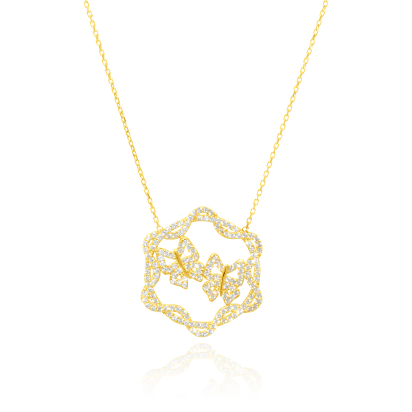 Collier Papillons ajouré serti de zirconiums, monté sur une chaine forçat massive, en Or Jaune 18 Carats - 750/000.  Symbole d'amitié ou de séduction, chaînes et colliers n'ont qu'un but : sublimer votre cou.    CARACTERISTIQUES : Longueur (cm) : 45.00 Dimension motif (mm) : 23.90 Poids (gr) : 5.20 Matière : Or 18 Carats - 750/000 19667