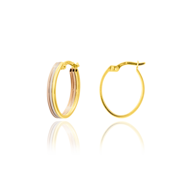 Boucles d'oreilles créoles ovales et plates en Or Jaune, Or Blanc et Or Rose, 18 Carats - 750/000.   Les créoles, véritables accessoires de mode intemporels, ajoutent une touche d'élégance à n'importe quelle tenue.   CARACTERISTIQUES :  Dimensions (mm) : H 19.50 x l 15.50 Epaisseur (mm) : 3.21 Poids (gr) : 2.39   Matière : Or 18 Carats - 750/000 20015