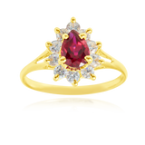 Bague marquise sertie de zirconium poire rouge et de zirconiums blancs, en Or Jaune 18 Carats - 750/000.  Cinq possibilités d'embellir vos doigts, portez une de nos bagues.   CARACTERISTIQUES :  Motif central (mm) : 12.72 Epaisseur (mm) : 1.88 Poids Moyen (gr) : 2.38      Matière : Or 18 Carats - 750/000 20232