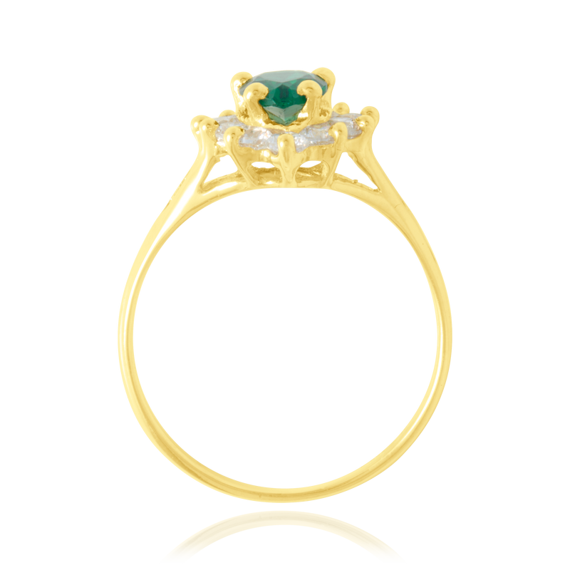 Bague marquise poire sertie d'un zirconium vert et de zirconiums blancs, en Or Jaune 18 Carats - 750/000.  Cinq possibilités d'embellir vos doigts, portez une de nos bagues.   CARACTERISTIQUES :  Motif central (mm) : 10.71 x 13.10 Epaisseur (mm) : 1.78 Poids (gr) : 2.32       Matière : Or 18 Carats - 750/000 20236