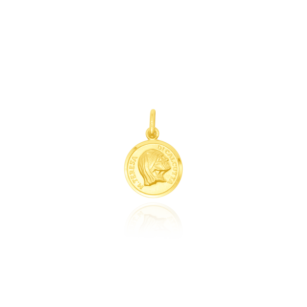 Pendentif rond Mère Teresa en Or Jaune 18 Carats - 750/000.     CARACTERISTIQUES :  Diamètre (mm) : 15 Poids (gr) : 3.23 Matière : Or 18 Carats - 750/000 3944